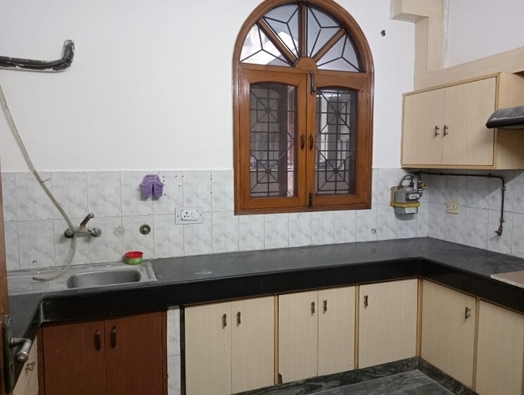 Kitchen, sector 53 3 Bedroom 2000 Sq.Ft. Builder Floor In Sector 53 Noida 8765642