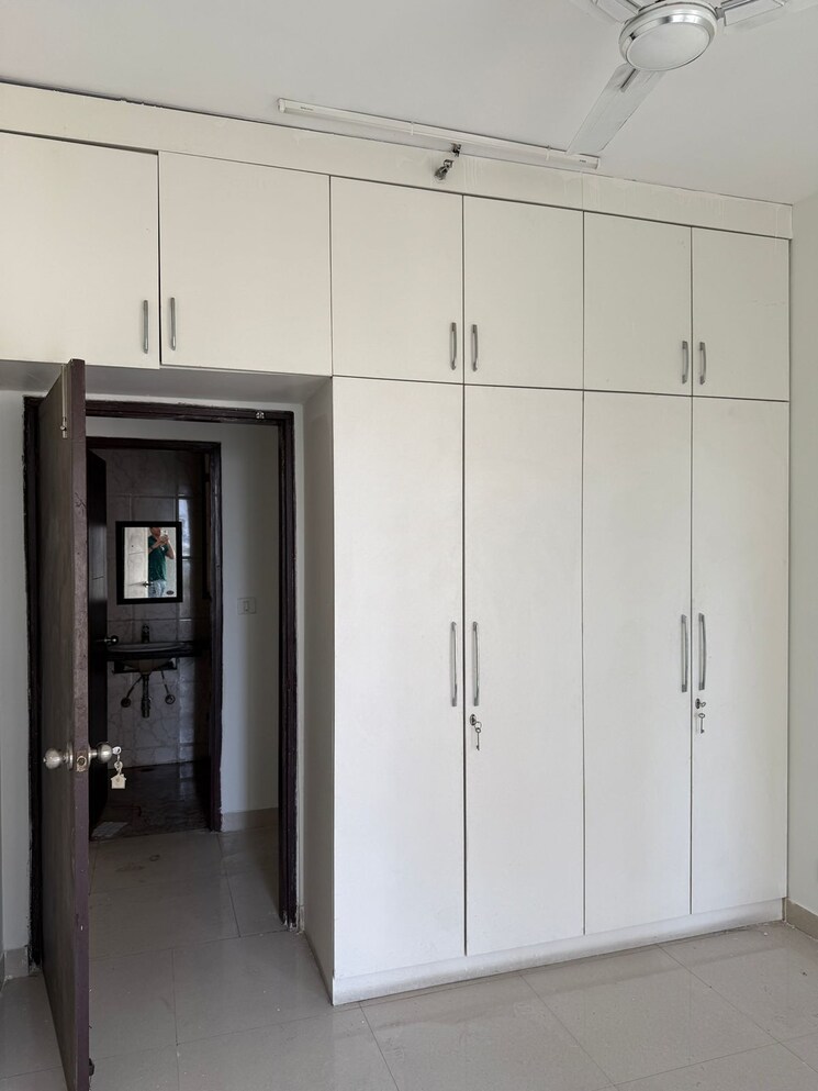 undefined, mahagun-mezzaria 3 Bedroom 2500 Sq.Ft. Apartment In Sector 78 Noida 8765677