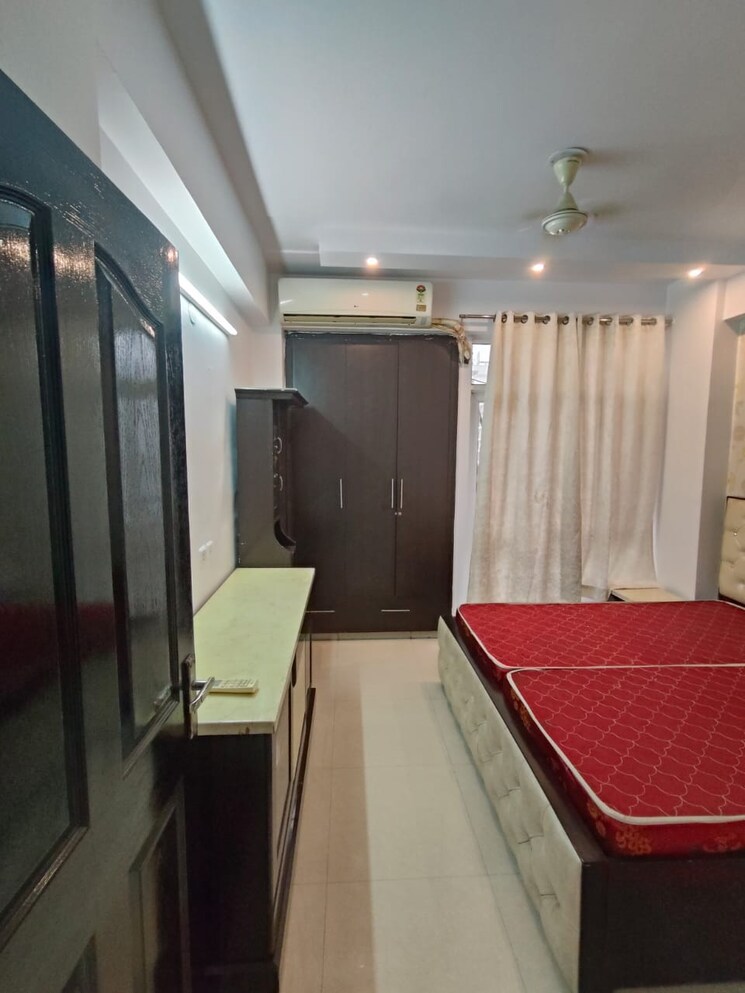 Bedroom, prateek-wisteria 2.5 Bedroom 1135 Sq.Ft. Apartment In Sector 77 Noida 8765710