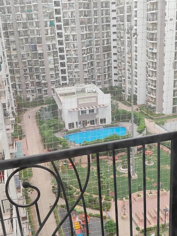 Master Plan in 2.5 BHK Apartment at Prateek Wisteria, Sector 77 – for Rent