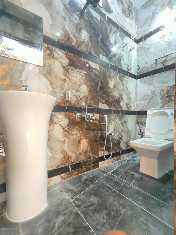 Balcony, iti layout 3 Bedroom 1500 Sq.Ft. Builder Floor In Iti Layout Bangalore 8765823