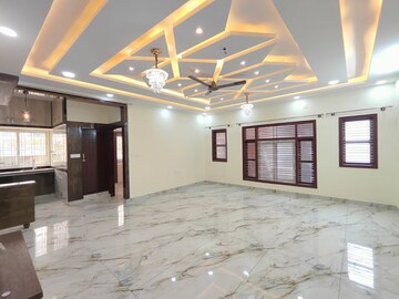 Room in 3 BHK Builder Floor at Iti Layout – for Rent