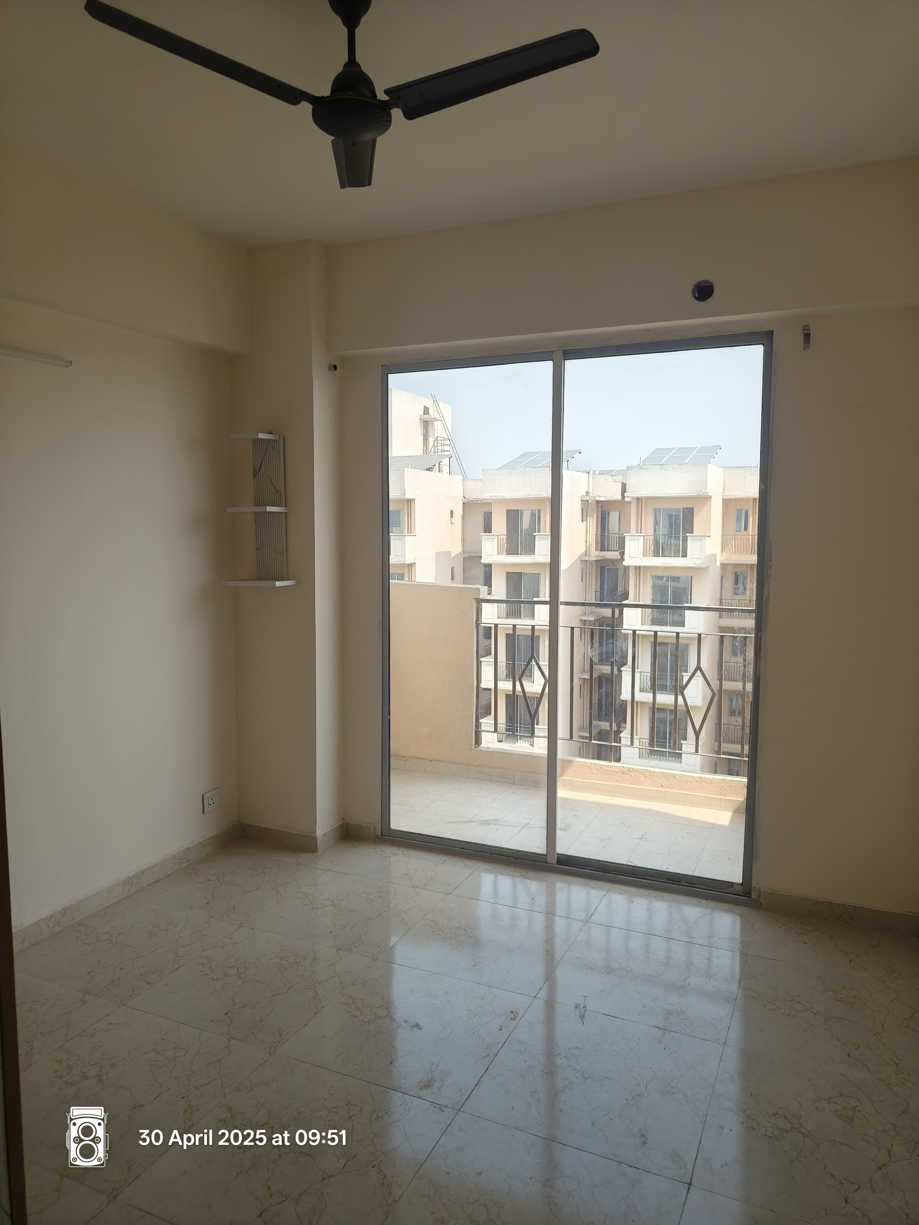 2 BHK Apartment For Rent in MRG The Balcony