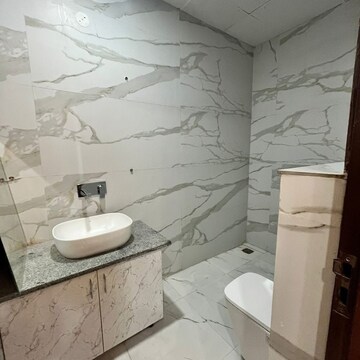 Bathroom in 3 BHK Apartment at Venkatesh Skydale Phase 4, Vithalwadi – for Rent