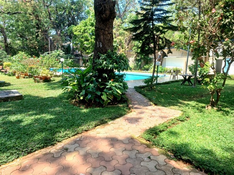 Garden, harbour-heights 2.5 Bedroom 1100 Sq.Ft. Apartment In Colaba Mumbai 8765839