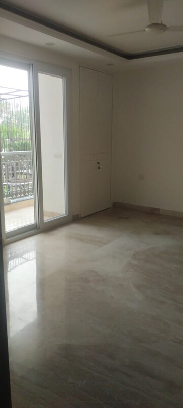 Room in 2 BHK Builder Floor at Malviya Nagar – for Rent