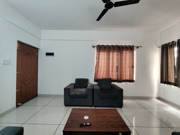 Furnished Amenities in 3 BHK Apartment at Vars Parkwood, Bellandur – for Rent