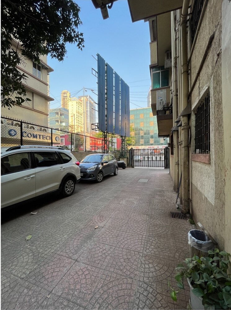 Exterior View, worli naka 2 Bedroom 800 Sq.Ft. Apartment In Worli Naka Mumbai 8765855