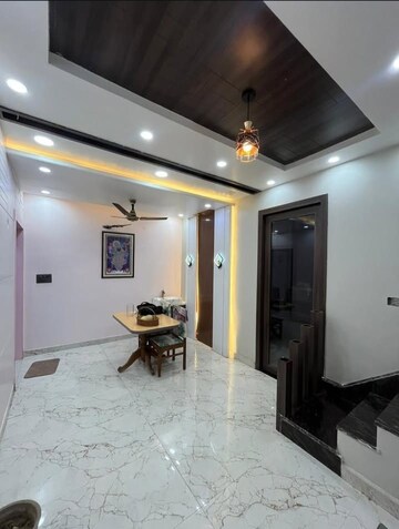 Living Room in 3.5 BHK Builder Floor at Sector 30 – for Sale