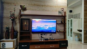 Furnished Amenities in 3 BHK Apartment at AMANN Rashmi Heights, Malad East – for Rent