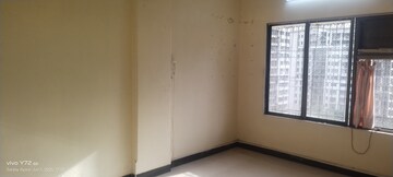 Master Bedroom in 2 BHK Apartment at Daya shreeji, Goregaon East – for Rent