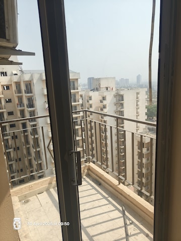 2 BHK Apartment For Rent in MRG The Balcony, Sector 93