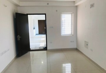 Room in 3 BHK Apartment at Aparna Serene Park, Kondapur – for Rent