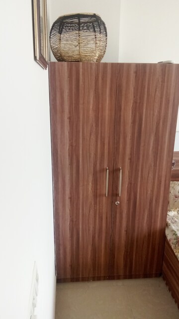 Furnished Amenities in 2 BHK Apartment at Parker White Lily, Sector 8 – for Rent