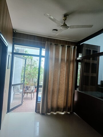 Living Room in 2.5 BHK Apartment at Krishna Villa Sector 16B, Sector 16b Greater Noida – for Rent