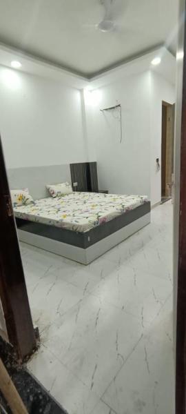 2 BHK Builder Floor For Rent in Sector 77