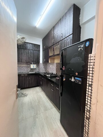 Kitchen in 2 BHK Apartment at DLF Regency Park I, Dlf Phase iv – for Rent