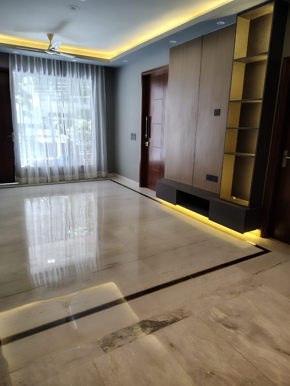 6+ BHK + Pooja Room,Servant Room Villa For Sale in Green Park Extension