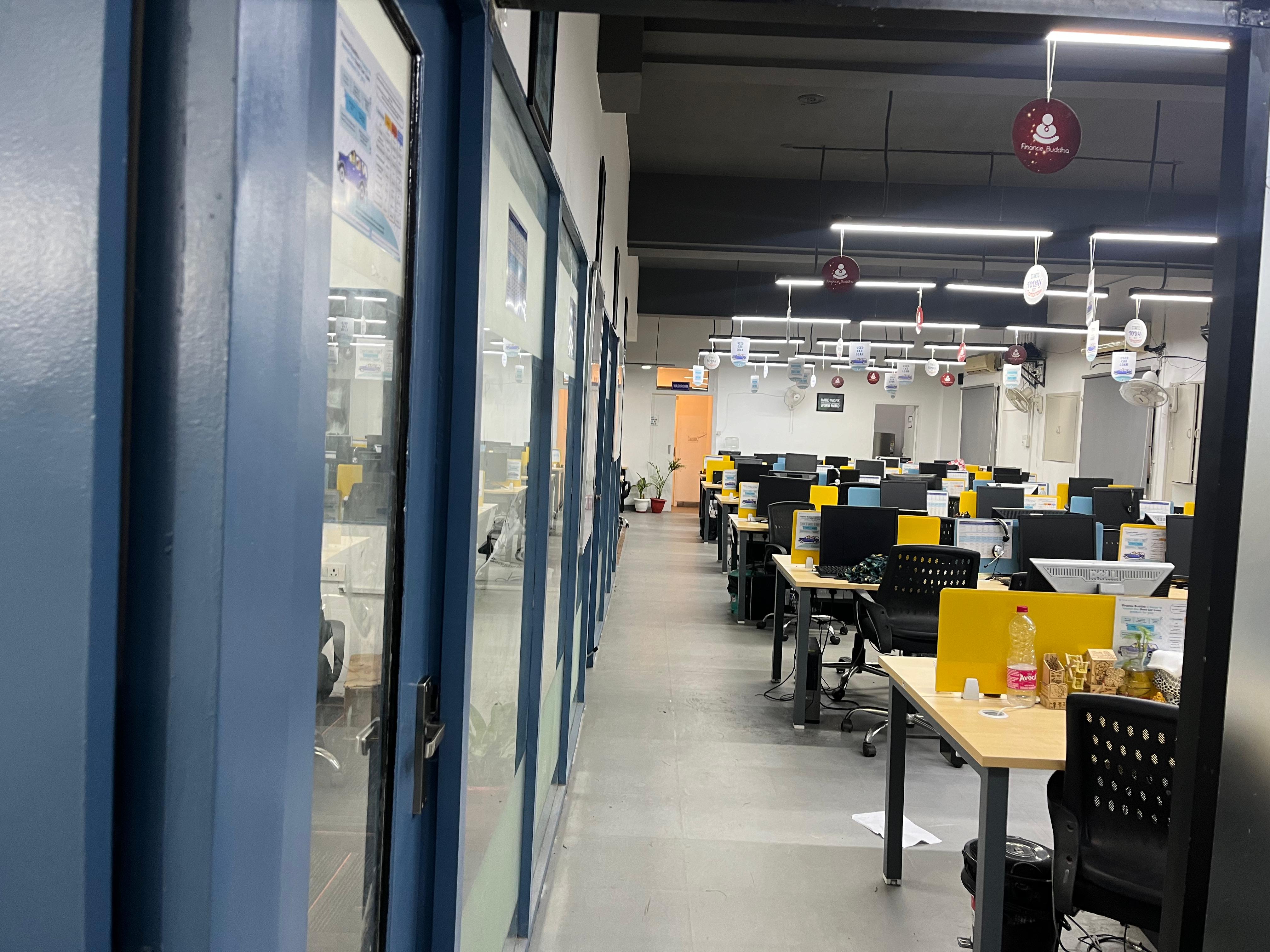 Office Space For Rent in IThums 62