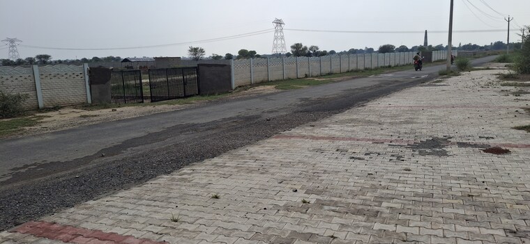undefined, jewar  150 Sq.Yd. Plot In Jewar Greater Noida 8766070