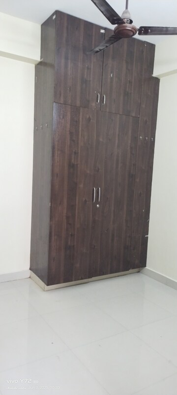 Furnished Amenities in 1 BHK Apartment at Pavani Laxmi Nivas, Madhapur – for Rent