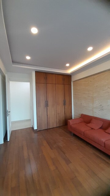 Room in 3 BHK Apartment at Beau Monde, Prabhadevi – for Rent