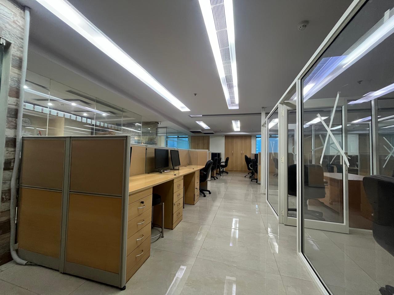 Office Space For Rent in Sector 4