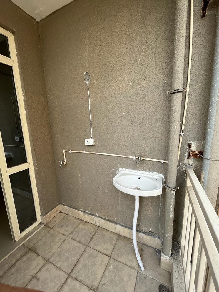 Bathroom, conscient-habitat-78 2 Bedroom 630 Sq.Ft. Apartment In Sector 78 Faridabad 8766141