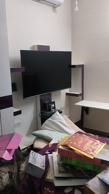 Master Bedroom in 4 BHK Builder Floor at Sarvodaya Enclave – for Rent