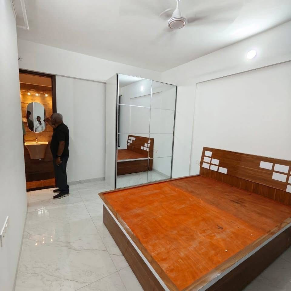 2 BHK + Pooja Room Apartment For Rent in Ziggurat Apartment