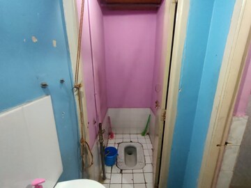 Bathroom in 1 BHK Apartment at Rupali CHS Kothrud, Kothrud – for Rent