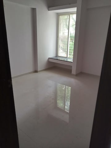 Room in 3 BHK Apartment at Erandwana Gaothan – for Rent