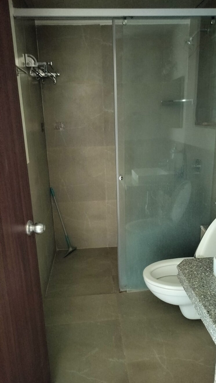Bathroom, goel-ganga-acropolis 3 Bedroom 1324 Sq.Ft. Apartment In Baner Pune 8766190