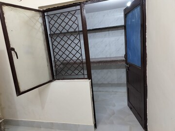 2.5 BHK Apartment For Rent in Krishna Villa Sector 16B, Sector 16b Greater Noida
