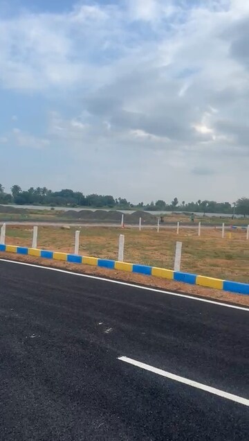  Plot – Exterior View View at Trichy Madurai Road - for Sale