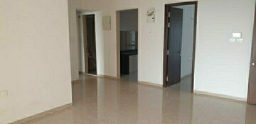 Room in 4 BHK Apartment at DB Woods, Goregaon East – for Rent