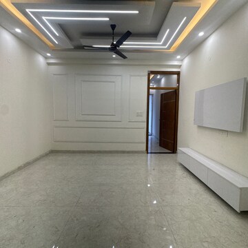 Room in 1 BHK Apartment at Sahastradhara Road – for Sale