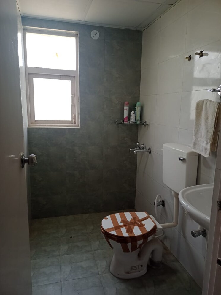 Bathroom, s3-green-avenue 3 Bedroom 1000 Sq.Ft. Apartment In Sector 85 Faridabad 8766289