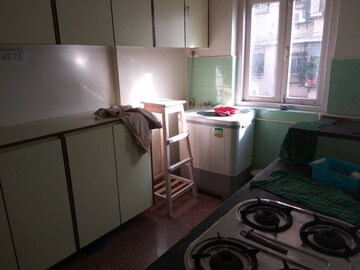 Team Area in 1 BHK Apartment at Colaba Court, Colaba – for Sale