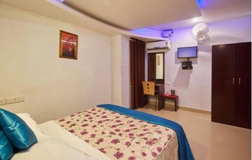 Bedroom in 4 BHK Independent House at Dollars Colony – for Rent