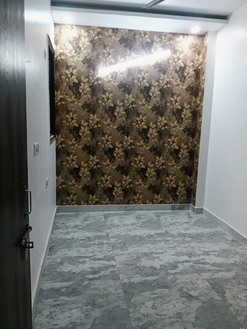 Building Lobby in 2 BHK Builder Floor at Burari – for Rent