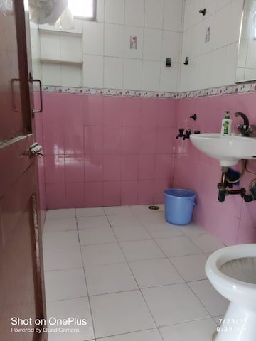 Bathroom in 3 BHK Builder Floor at Sector 105 – for Rent