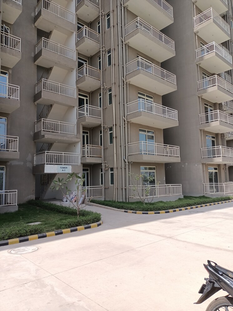 Exterior View, conscient-habitat-residences 3 Bedroom 1000 Sq.Ft. Apartment In Sector 78 Faridabad 8766340