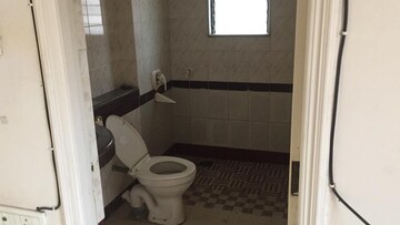 Bathroom in 3 BHK Apartment at Dheeraj Gaurav Heights, Jogeshwari West – for Rent