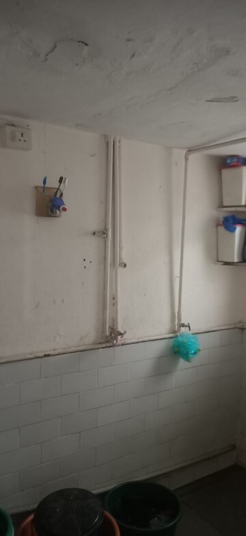 Bathroom in 1 BHK Apartment at Dombivli East – for Rent