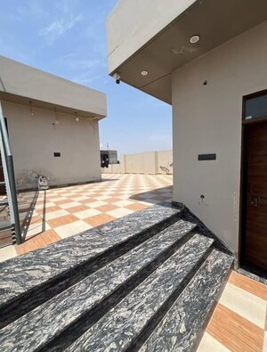 Kitchen in 2.5 BHK Builder Floor at Sector 30 – for Sale