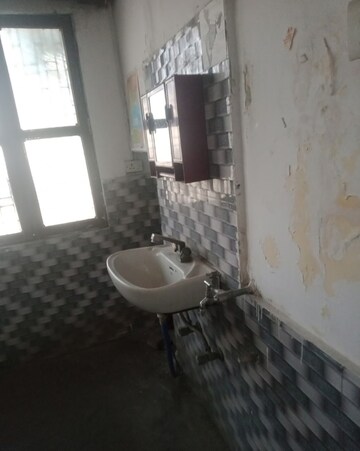 Bathroom in 2 BHK Independent House at Aliganj – for Rent