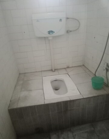 Bathroom in 2 BHK Independent House at Aliganj – for Rent