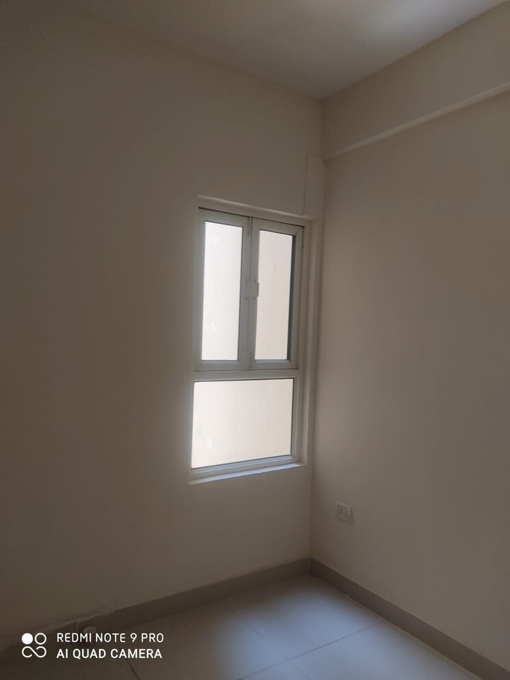 Room, rof-ananda 1 Bedroom 409 Sq.Ft. Apartment In Sector 95 Gurgaon 8766370