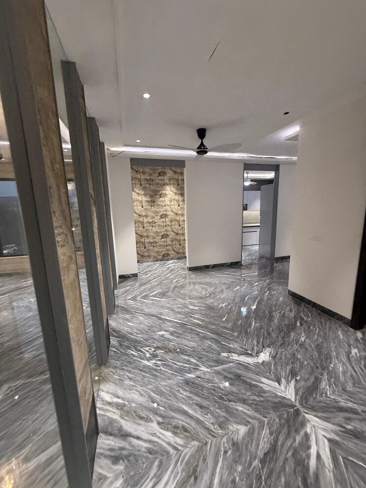 Balcony, anand vihar 3 Bedroom 1620 Sq.Ft. Builder Floor In Anand Vihar Delhi 8766376